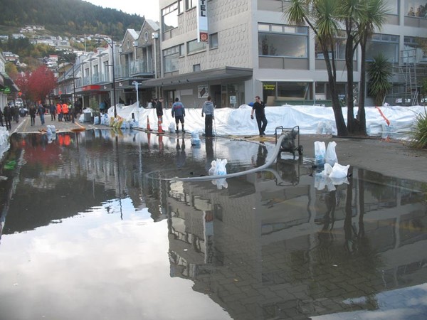 Queenstown braces for flooding